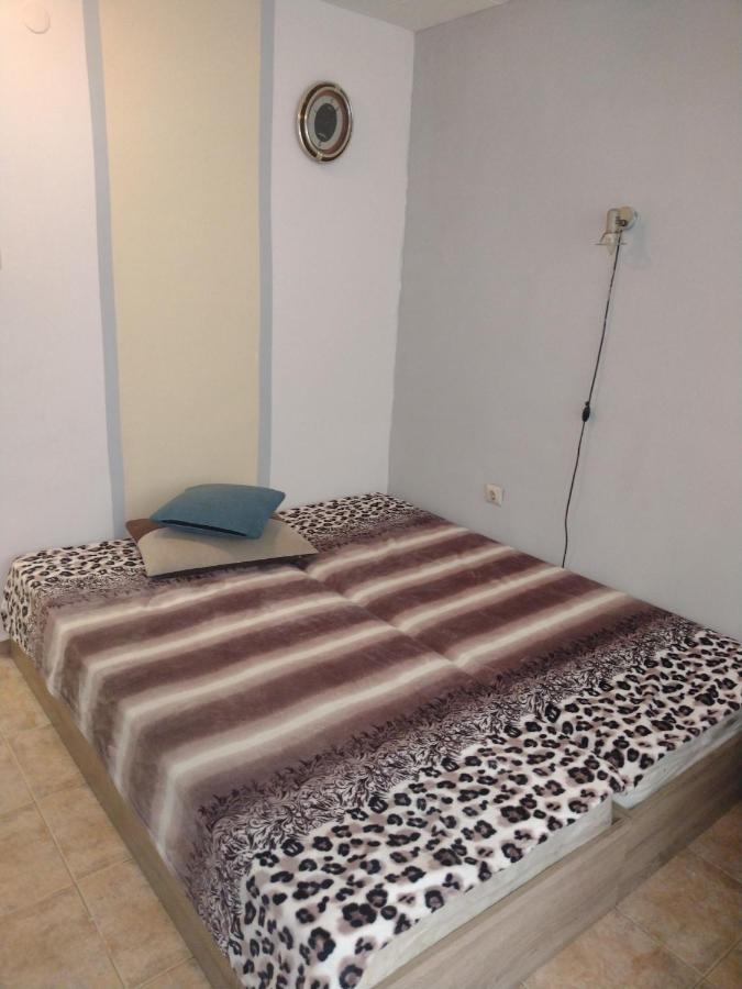 apartment Petr Beron Varna Buitenkant foto