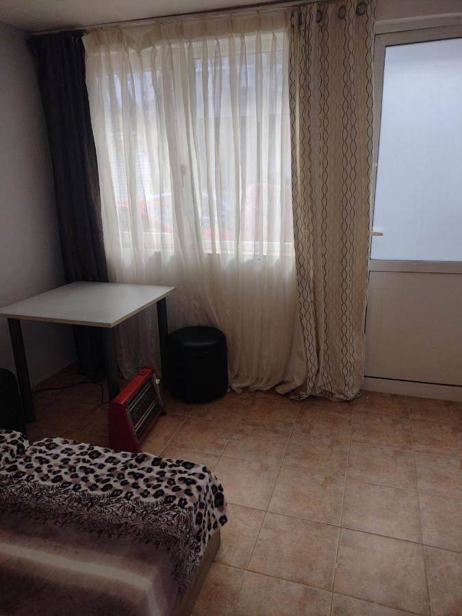 apartment Petr Beron Varna Buitenkant foto