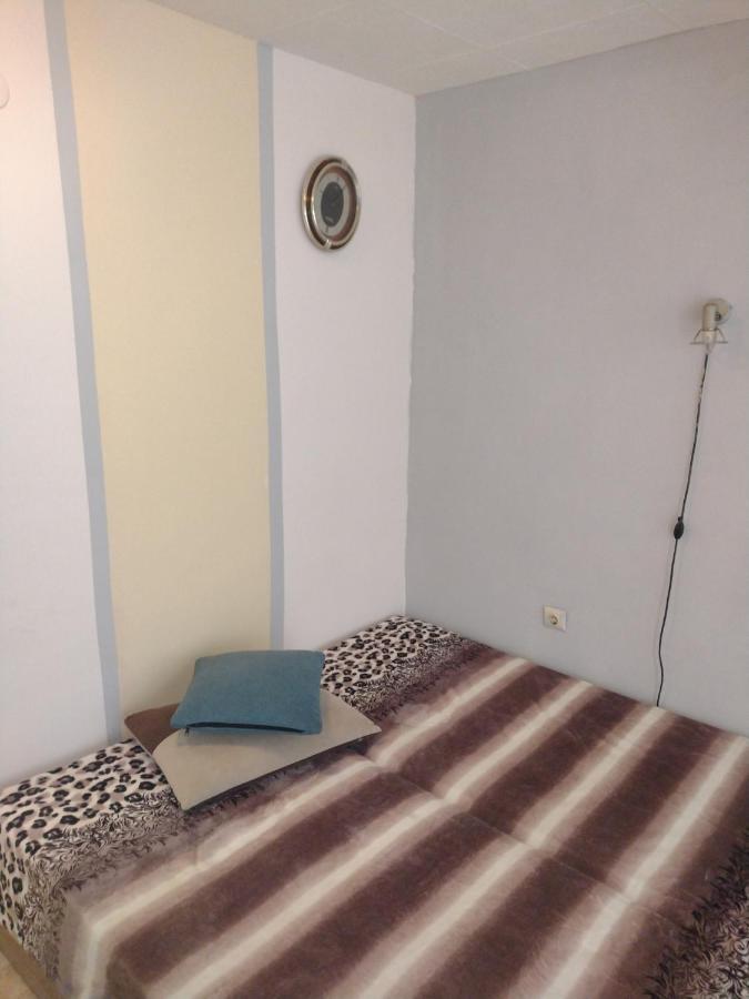 apartment Petr Beron Varna Buitenkant foto